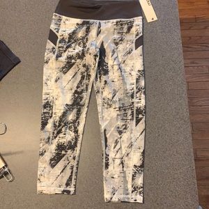 printed work out capris
